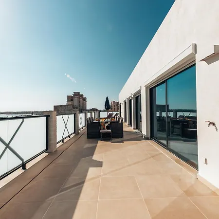 Apartamento Terra X